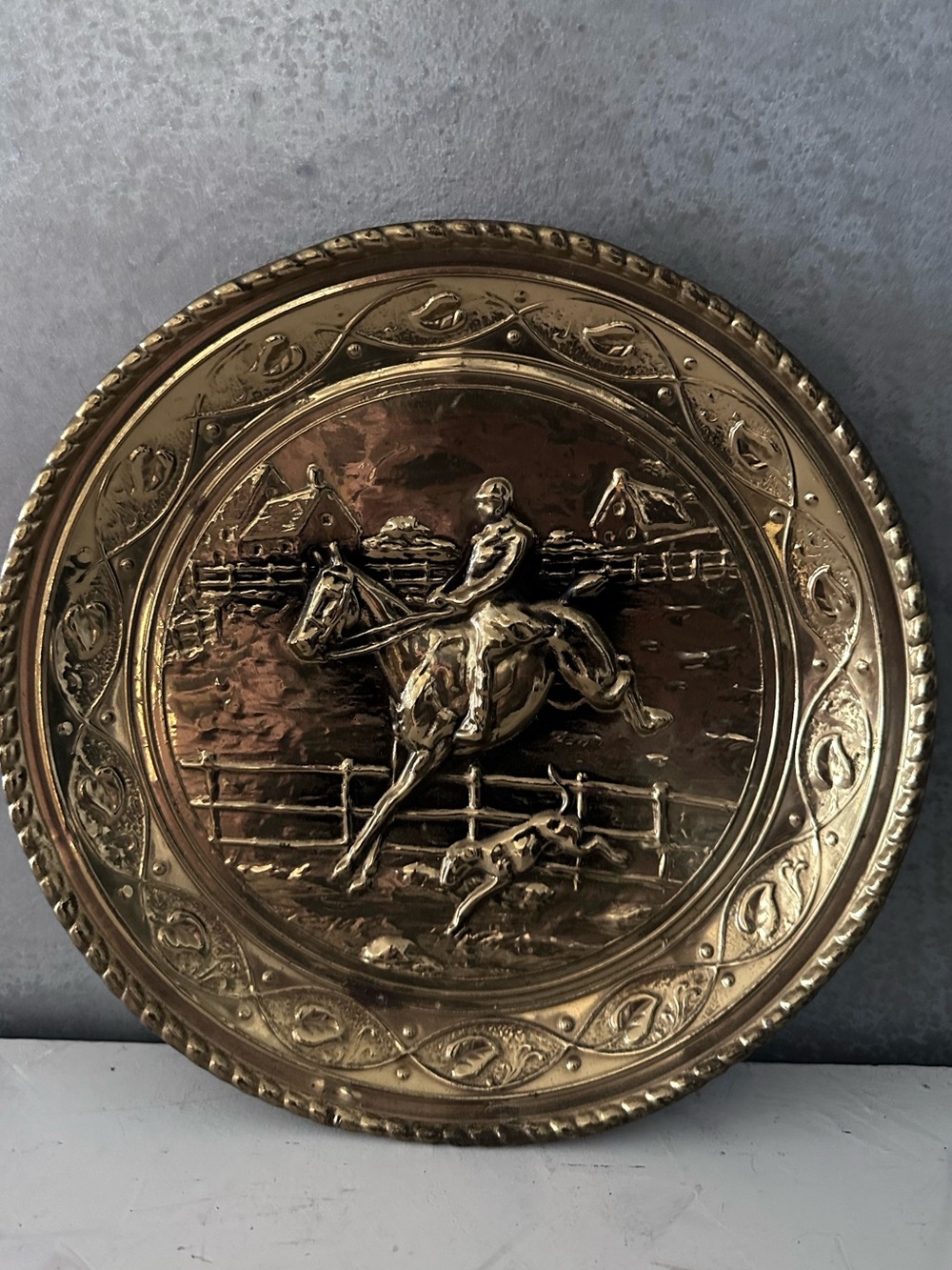 Vintage Lombard C&A LTD England Brass Repousse Wall Plate Art Decor Fox Hunt
